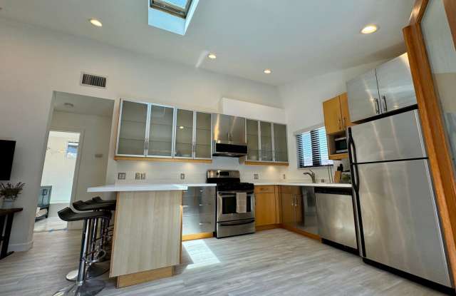 330 4th Ave, Venice photos photos