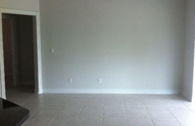 SW Cape Coral 3x2 single family home rental. Gallery 3