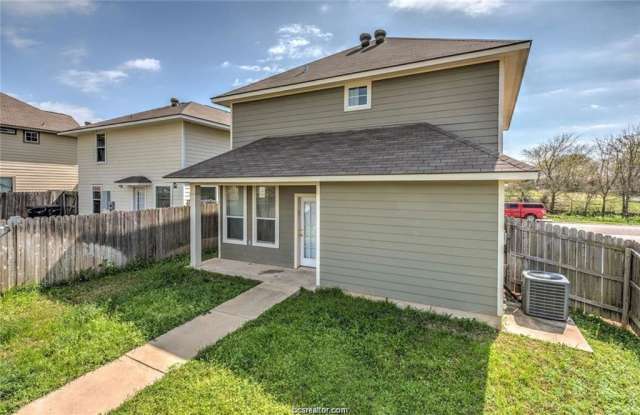 4115 Mcfarland Drive Gallery 4