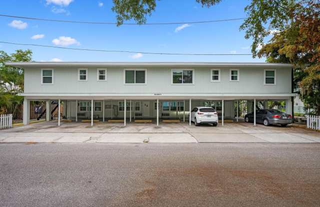 BEAUTIFULLY UPDATED 1 BEDROOM, 1 BATHROOM FIRST FLOOR CONDO LOCATED IN THE HIGHLY SOUGHT AFTER DOWNTOWN HISTORIC NEIGHBORHOOD OF LAUREL PARK! Gallery 3