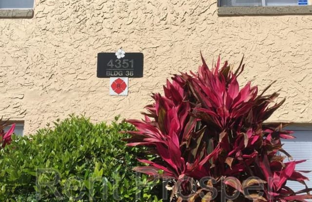 4351 S. Semoran Blvd - 4351 Semoran Boulevard, Orlando, FL 32822