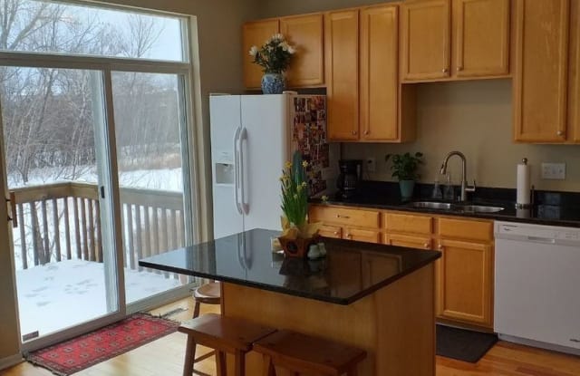 5120 holly lane n, unit 1 - 5120 Holly Lane North, Plymouth, MN 55446