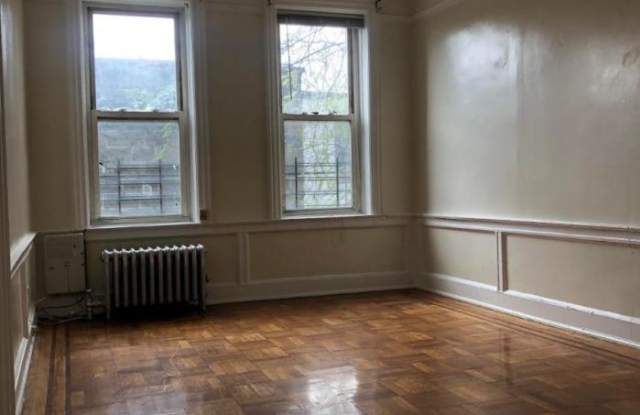 518 East 51st Street Gallery 4
