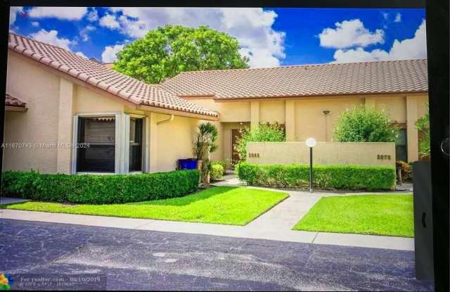 3068 Deer Creek Lake Shore Dr - 3068 Lakeshore Drive, Deerfield Beach, FL 33442