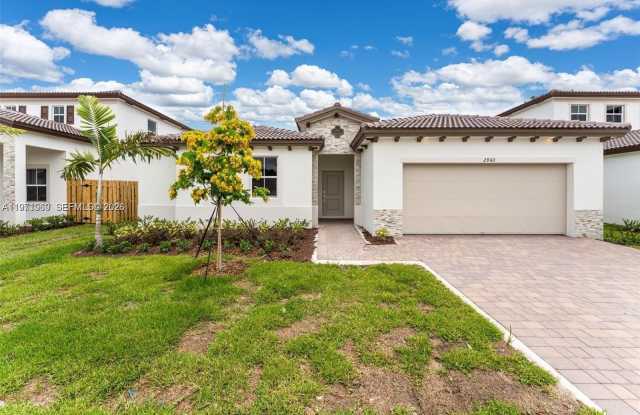 2960 SE 23rd Ave photos photos