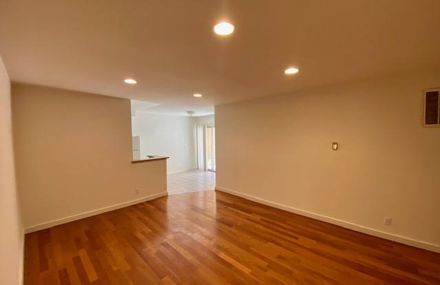 1533 Hi Point St photos photos