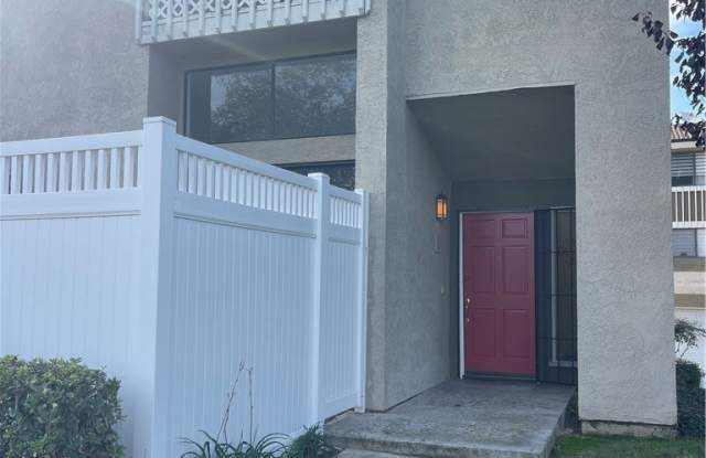 380 W Wilson photos photos