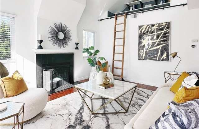 23 Greenmoor # 8 Gallery 2