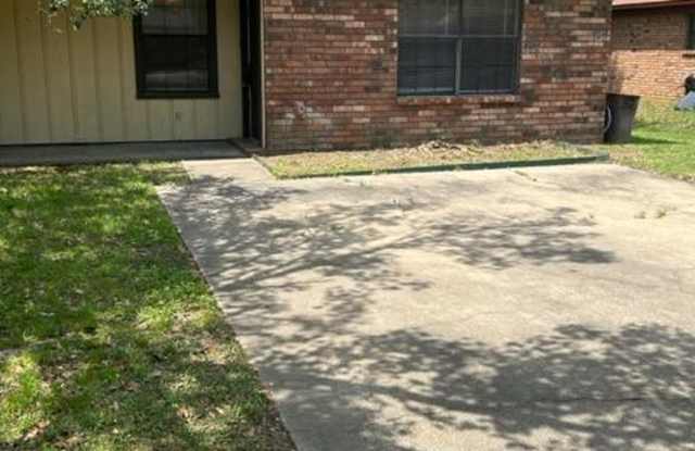 3925 Eastwood Drive - 3925 B photos photos