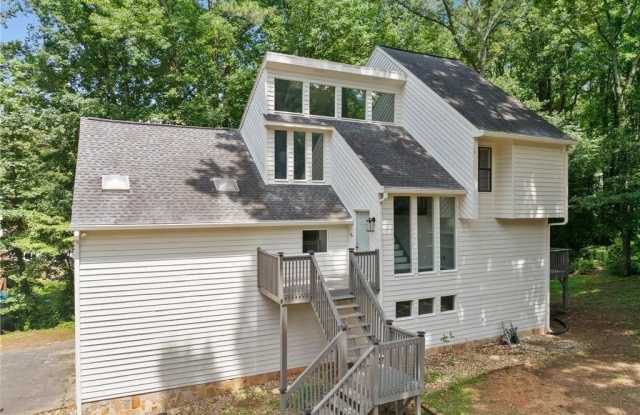 4528 Lashley Court NE photos photos