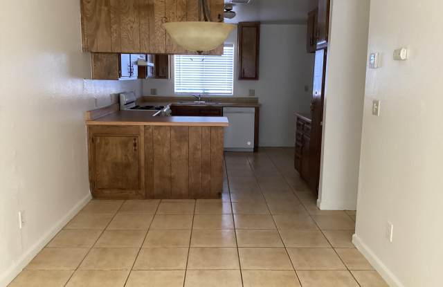 44652 Beech Avenue Gallery 3