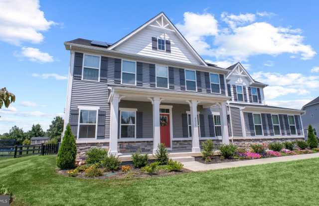 8031 INTERNATIONAL DRIVE photos photos