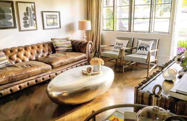5532 VILLAGE Green Gallery 2