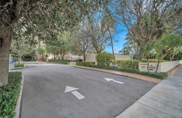 2480 Presidential Way - 2480 Presidential Way, West Palm Beach, FL 33401