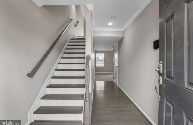 11177 SOUTHPORT Place Gallery 3