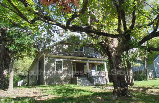 1113 Knoxville Avenue - 1 photos photos