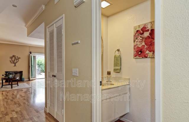 17443 Port Marnock Dr Gallery 4
