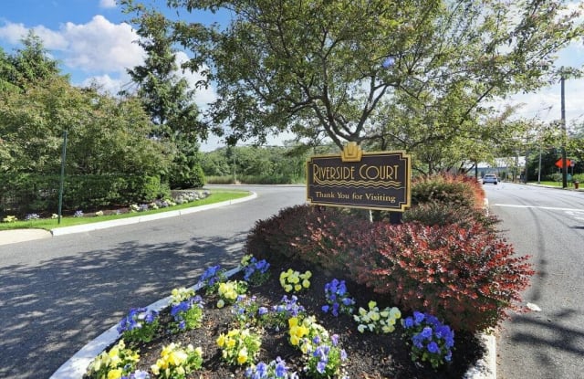 122 OSPREY CT - 122 Osprey Court, Secaucus, NJ 07094