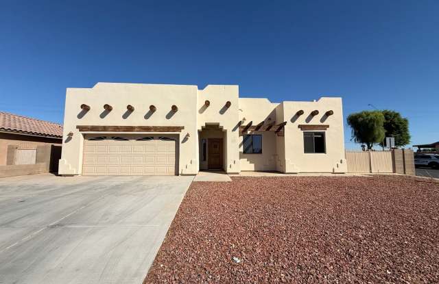 Solar Home with a Pool in Town! Gallery 1