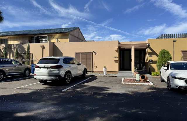 15896 Kilmarnock Dr photos photos