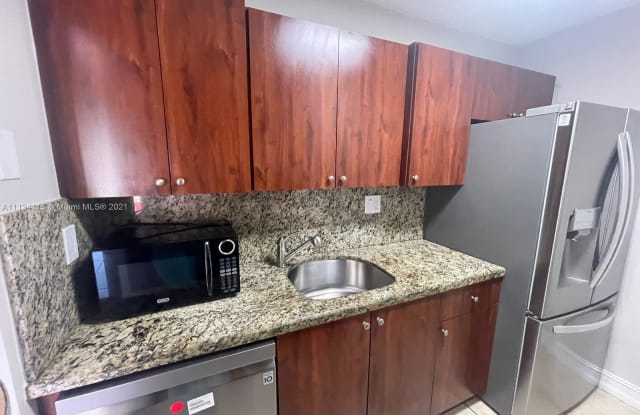 7403 SW 152nd Ave - 7403 SW 152nd Ave, Kendall West, FL 33193