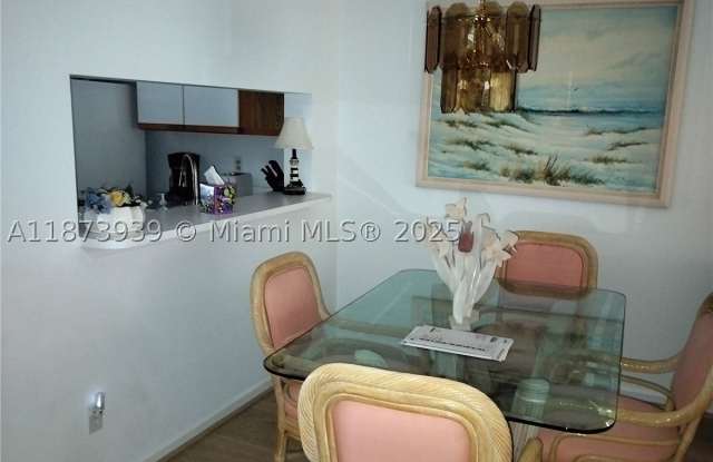 1002 Keystone Dr Gallery 4