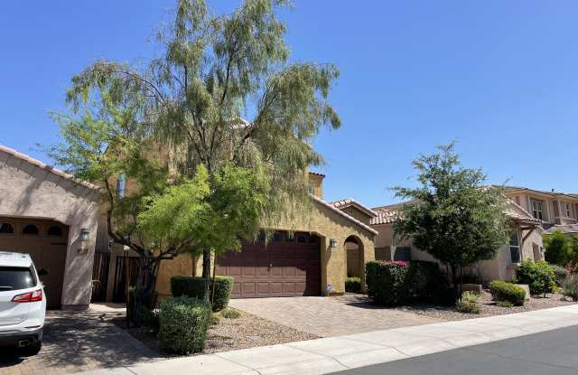 4624 E Vista Bonita Dr Gallery 2