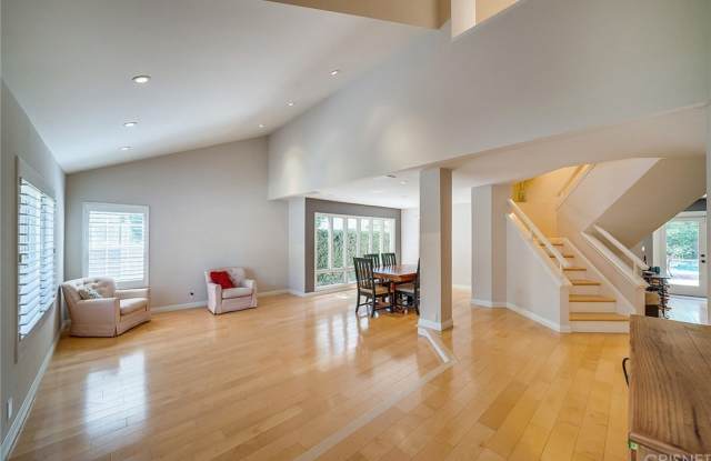 29124 Oakpath Drive Gallery 2
