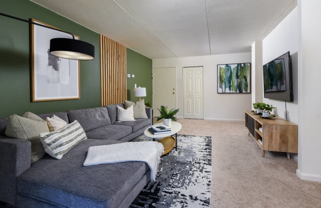 Top of the Hill Apartments Gallery 4