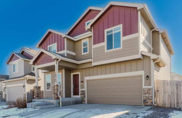 Beautiful 4-bedroom, 2.5-bathroom home with a 2-car garage located in The Ridge at Lorson Ranch! photos photos