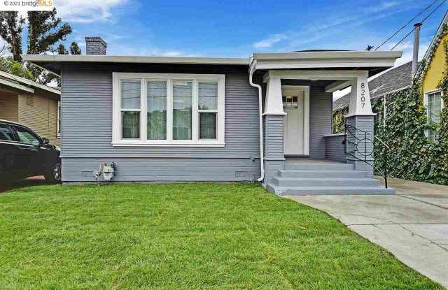 8207 Iris Street - 8207 Iris Street, Oakland, CA 94605