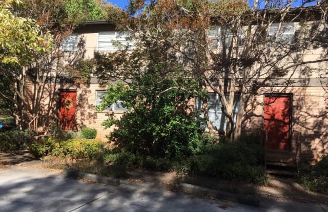 118 Greenwood Pl E - 118 Greenwood Place, Decatur, GA 30030