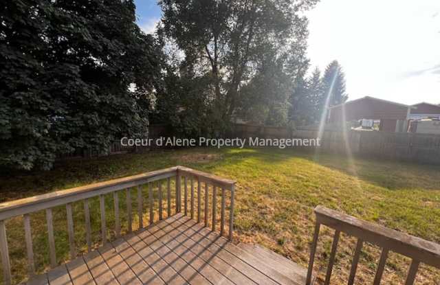 3 bed house at end of culdesac Gallery 4