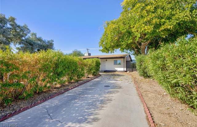 1513 Bryn Mawr Avenue photos photos