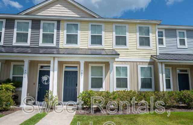 7801 Montview Road photos photos