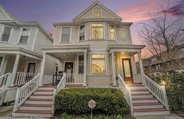 1722 Parker Street - 1722 Parker Street, Detroit, MI 48214 1722 Parker Street - 1722 Parker Street, Detroit, MI 48214