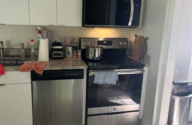 1560 NE 129th Street, North Miami, FL 33161 photos photos