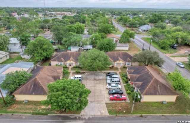 622 S Oak photos photos