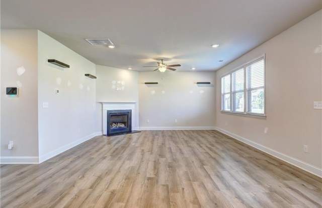 188 Blue Iris Court Gallery 3