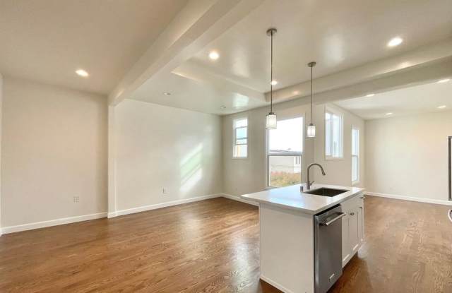 3827 Divisadero St Apt FL301 Gallery 2