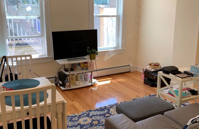 49 Cameron St - 49 Cameron St, Brookline, MA 02445