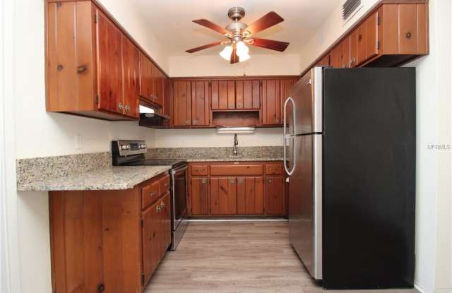 2644 SAINT JOSEPH DRIVE W Gallery 3