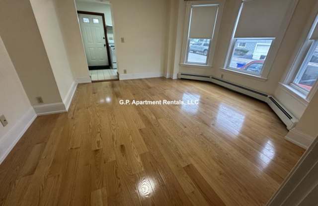135 Clifton St. Gallery 4