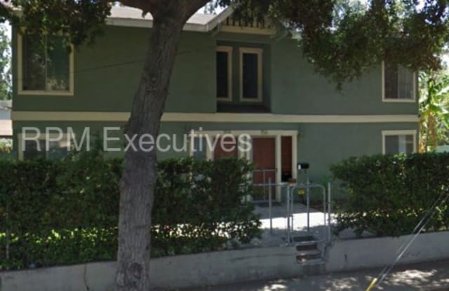 158 East Hammond Street - 158 East Hammond Street, Pasadena, CA 91103