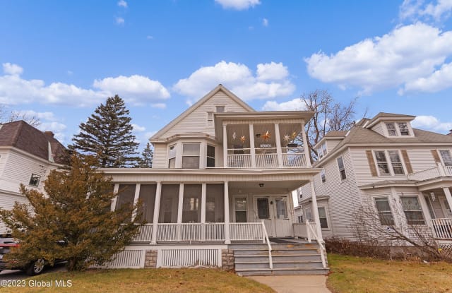 1049 Waverly Place - 1049 Waverly Place, Schenectady, NY 12308 1049 Waverly Place - 1049 Waverly Place, Schenectady, NY 12308