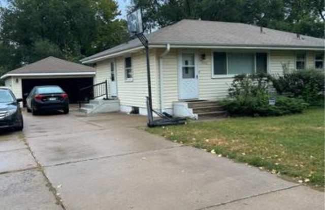6336 Humboldt Ave N 1 - 6336 North Humboldt Avenue, Brooklyn Center, MN 55430