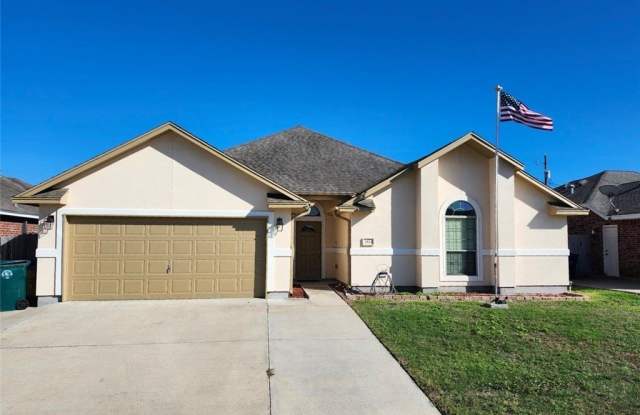 3813 Holland Drive photos photos