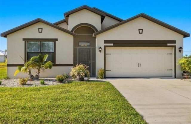 304 SW Trafalgar Parkway photos photos