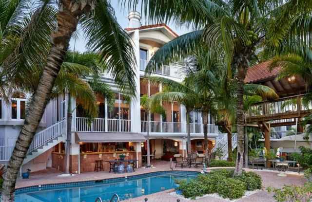 720 17TH - 720 17th Avenue South, Naples, FL 34102