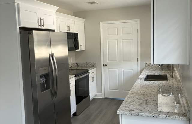 3053 Longfellow Drive Gallery 1